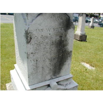 Schneiders_Cemetery 010.JPG